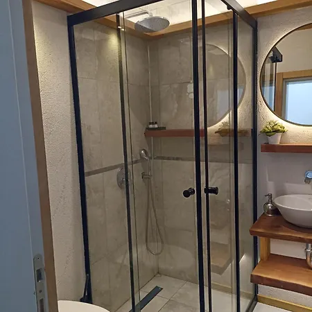 מלון דירות M 3*